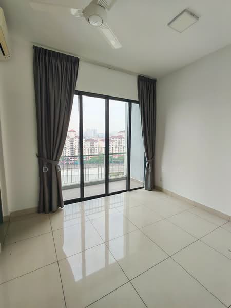 Servis Apartment untuk Dijual di Fortune Centra - Daniel Tiew - Balcony - PropertyGuru.com.my