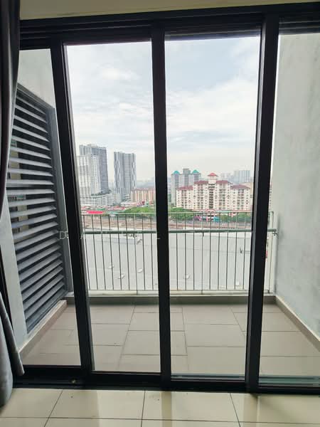 Servis Apartment untuk Dijual di Fortune Centra - Daniel Tiew - Balcony - PropertyGuru.com.my
