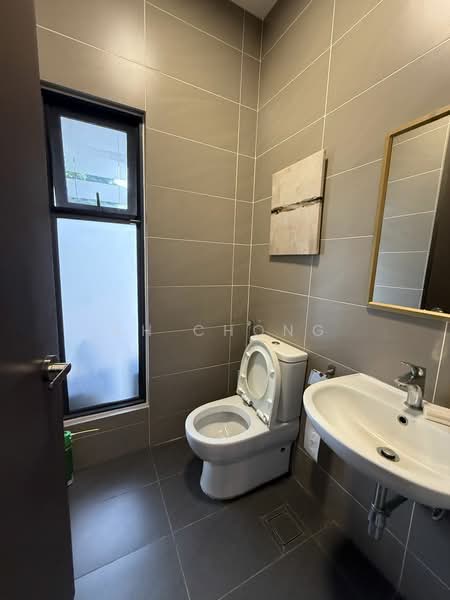 Rumah Banglo untuk Dijual di Eco Sanctuary (Telok Panglima Garang) - KH Chong - Bathroom - PropertyGuru.com.my