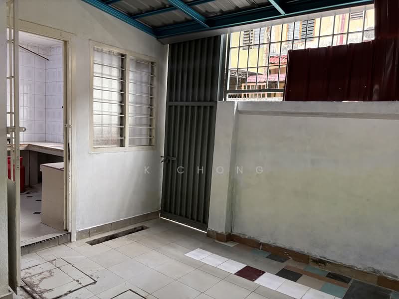 Rumah Teres 2 Tingkat untuk Dijual di Taman Midah (Cheras) - CK Chong - Kitchen - PropertyGuru.com.my