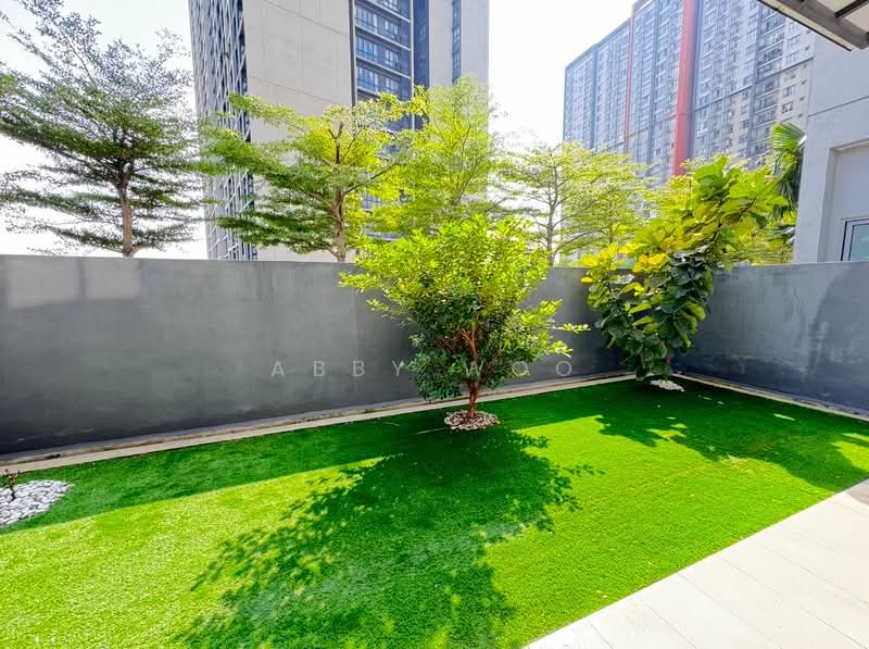 Servis Apartment untuk Disewa di Gravit8, Klang - Abby Woo - PropertyGuru.com.my