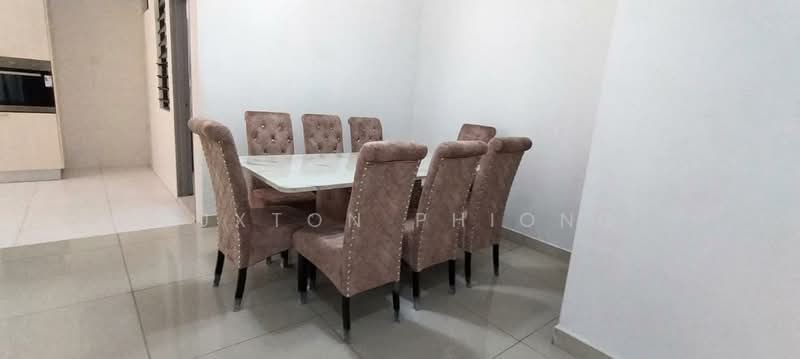Cluster House for Sale in Taman Nusa Bestari (Iskandar Puteri (Nusajaya)) - Tuxton Phiong - Dining Room - PropertyGuru.com.my