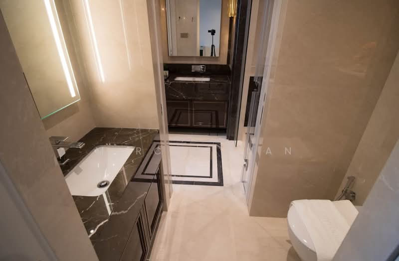 Servis Apartment untuk Dijual di Pavilion Suites - Marcus Guan - Bathroom - PropertyGuru.com.my
