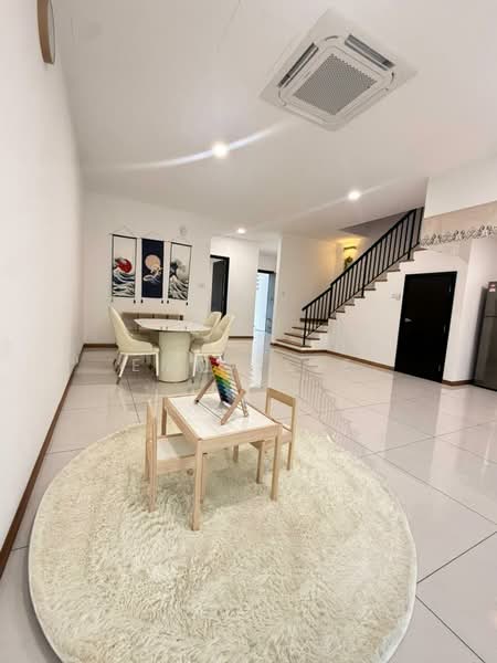Rumah Teres 2 Tingkat untuk Disewa di Masai (Johor) - Emma Lee - Living Room - PropertyGuru.com.my