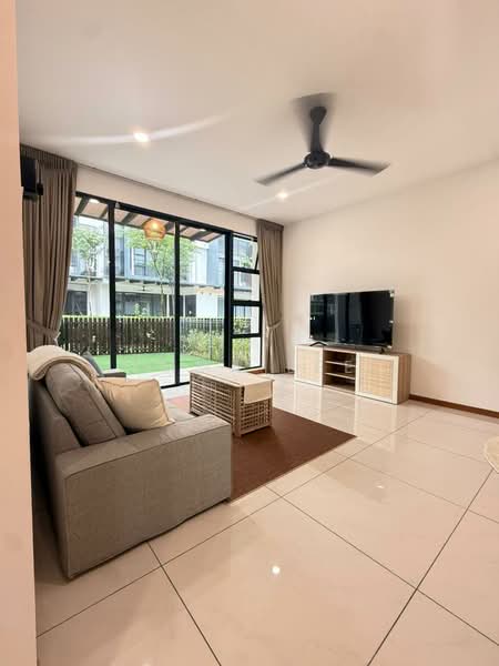 Rumah Teres 2 Tingkat untuk Disewa di Masai (Johor) - Emma Lee - Living Room - PropertyGuru.com.my