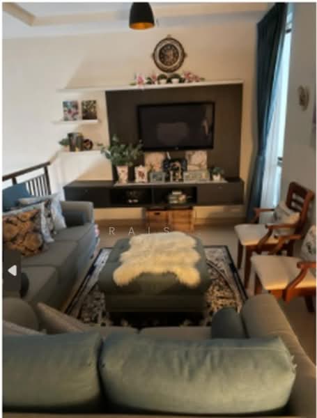 Rumah Bandar untuk Dijual di Shah Alam (Selangor) - RAIS . - Living Room - PropertyGuru.com.my