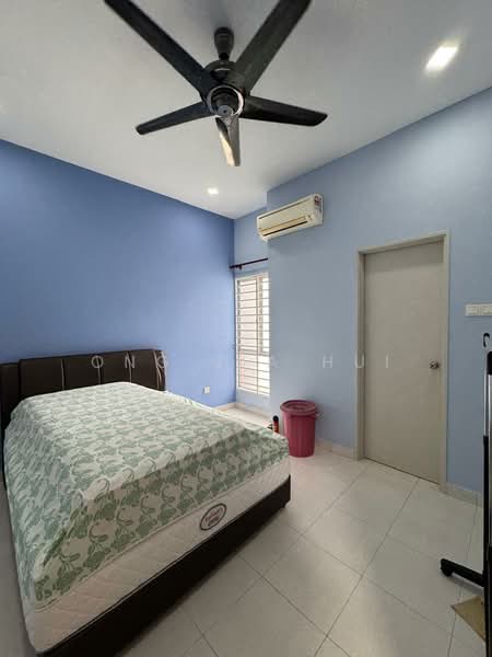 Rumah Teres 2 Tingkat untuk Dijual di Seremban 2 (Negeri Sembilan) - Ong Jia Hui - Bedroom - PropertyGuru.com.my