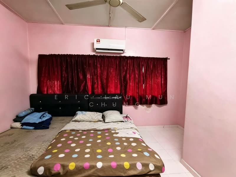 2-storey Terraced House for Sale in BANDAR PUCHONG JAYA (Puchong) - Eric Lau Mun Chung - Bedroom - PropertyGuru.com.my
