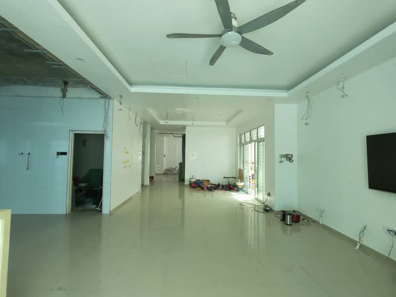 Rumah Berkembar untuk Dijual di Taman Amira (Iskandar Puteri (Nusajaya)) - Steve Tey - Living Room - PropertyGuru.com.my