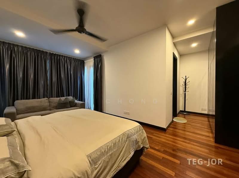 Rumah Teres untuk Dijual di Duta Villa (Setia Alam) - KH Chong - Bedroom - PropertyGuru.com.my