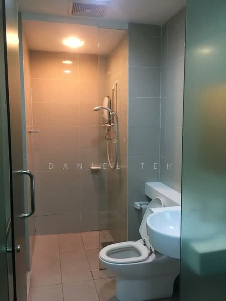 Servis Apartment untuk Disewa di The Scott Garden SOHO - Daniel Teh - Bathroom - PropertyGuru.com.my