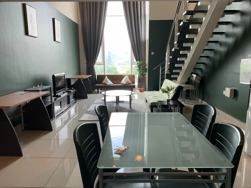 Servis Apartment untuk Disewa di The Scott Garden SOHO - Daniel Teh - Living Room - PropertyGuru.com.my