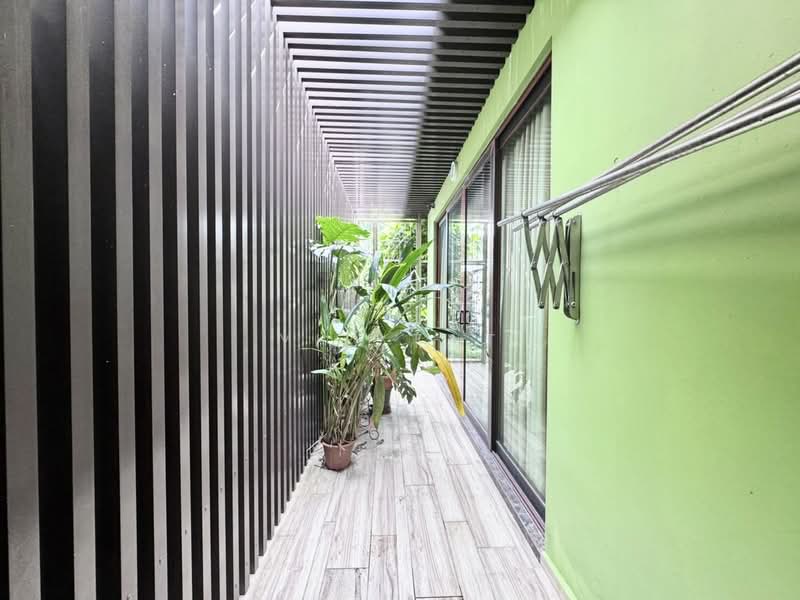 Semi-Detached House for Sale in Taman Sutera Utama (Skudai) - Yik Tat - PropertyGuru.com.my