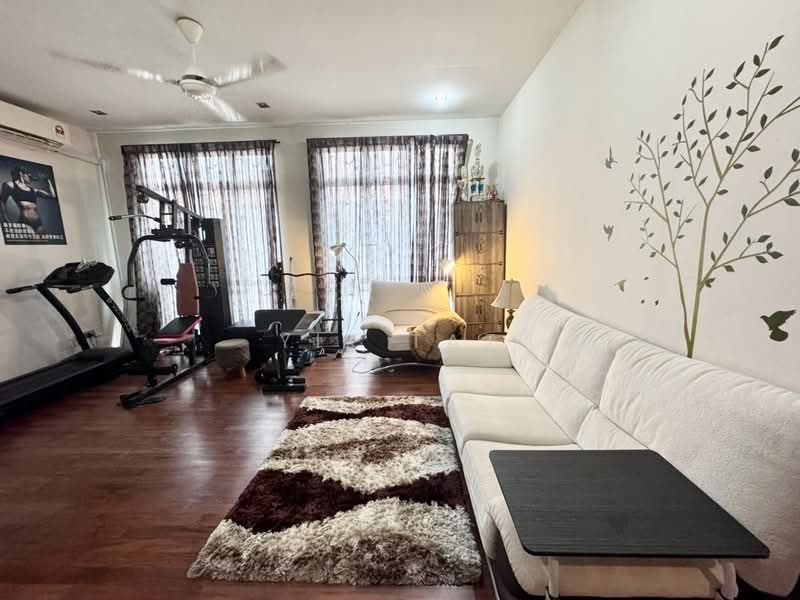 Semi-Detached House for Sale in Taman Sutera Utama (Skudai) - Yik Tat - PropertyGuru.com.my