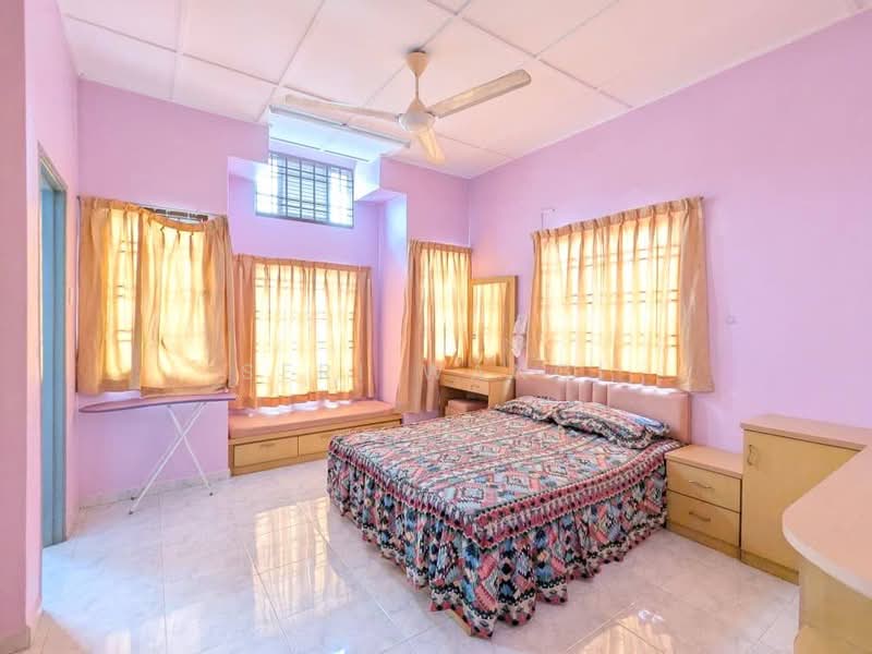 Rumah Teres 1 Tingkat untuk Dijual di Taman Setia Indah (Tebrau) - Seri Wangi - PropertyGuru.com.my