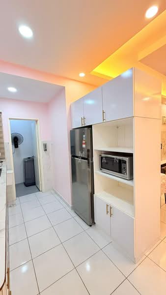 Service Residence for Rent at Residensi Mutiara Kajang 2 - Kamil Radzuan - Kitchen - PropertyGuru.com.my