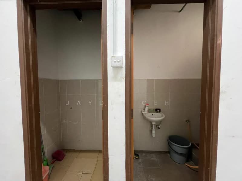Kedai untuk Disewa di Alor Setar (Kedah) - Jayden Geh - Bathroom - PropertyGuru.com.my
