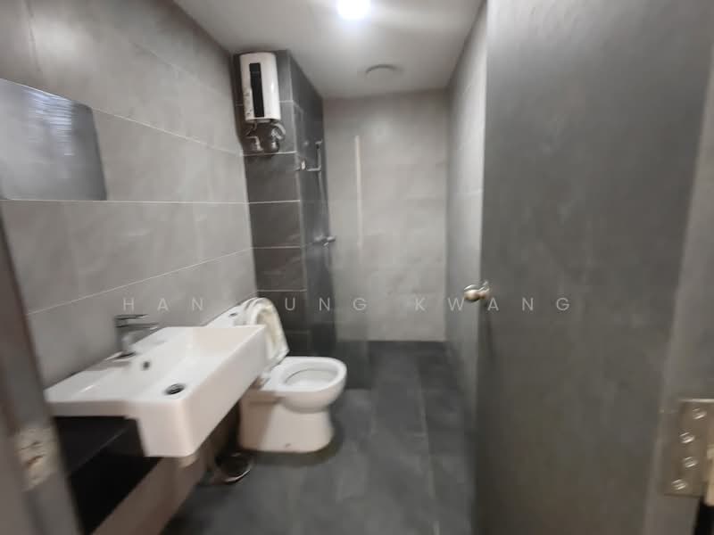 Service Residence for Rent at Emporis - Han Yung Kwang - PropertyGuru.com.my