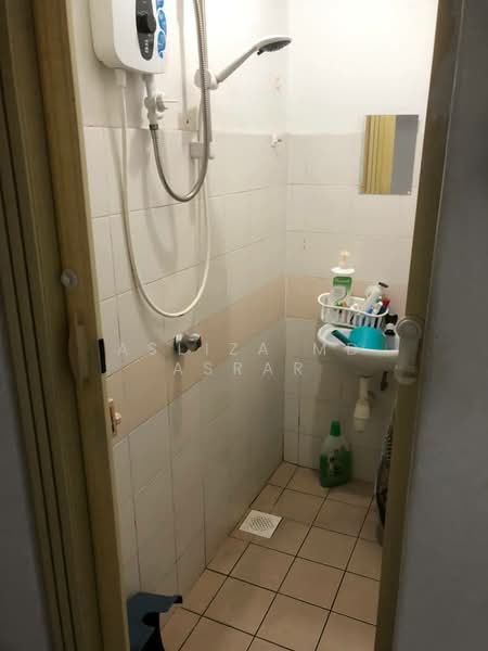 Rumah Flat untuk Dijual di Taman Bukit Segar - Asliza Md Asrar - Bathroom - PropertyGuru.com.my