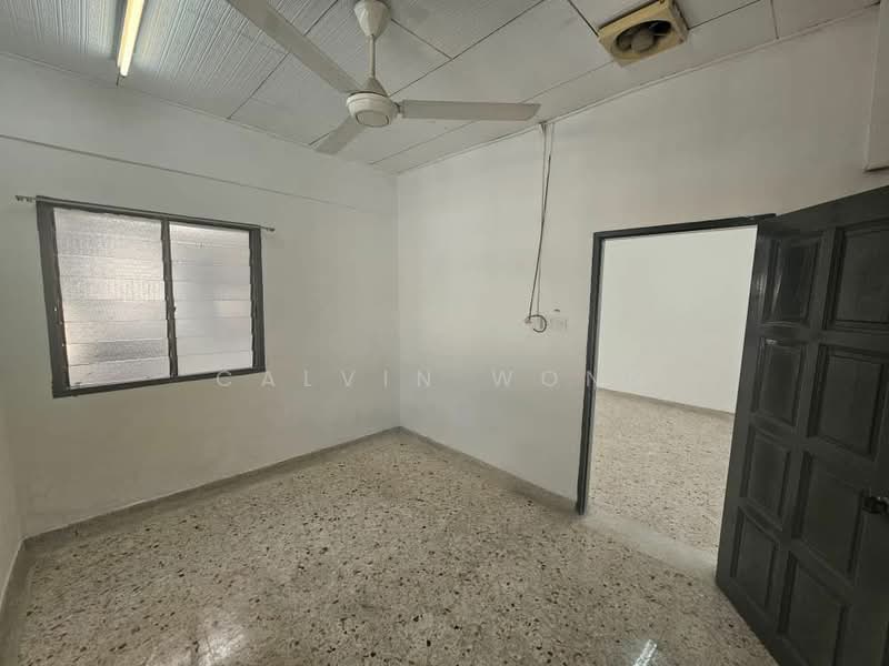 1-storey Terraced House for Sale in Taman Ungku Tun Aminah (Skudai) - Calvin Wong - Interior - PropertyGuru.com.my