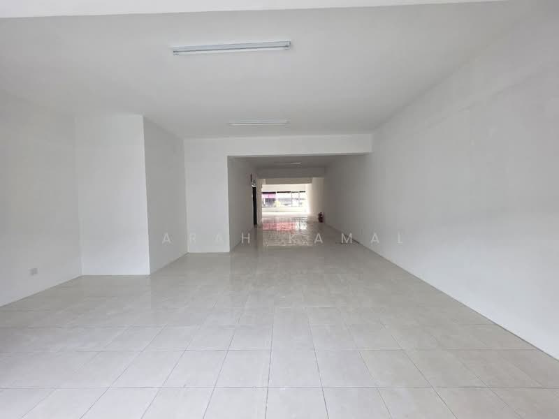 Kedai / Pejabat untuk Dijual di Bukit Indah (Ampang) - Farah Kamal - PropertyGuru.com.my