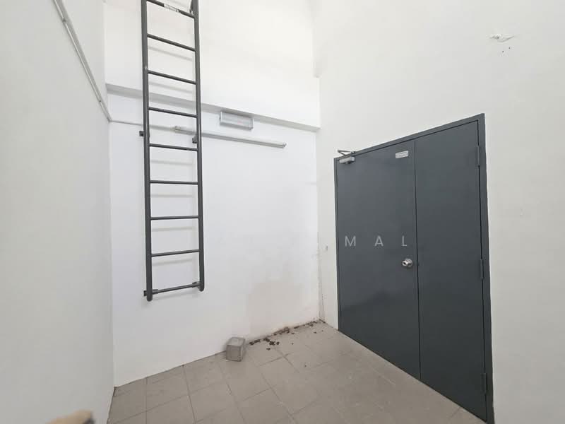 Kedai / Pejabat untuk Dijual di Bukit Indah (Ampang) - Farah Kamal - PropertyGuru.com.my