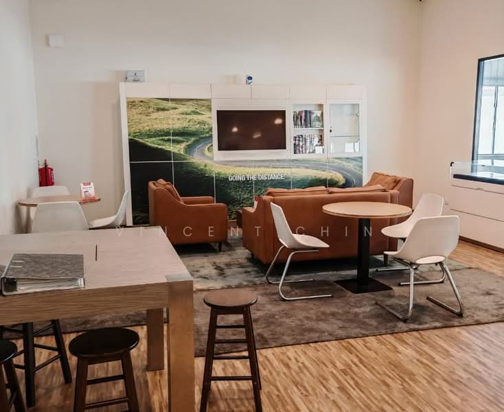 Kilang untuk Disewa di Bukit Raja (Selangor) - Vincent Chin - Living Room - PropertyGuru.com.my