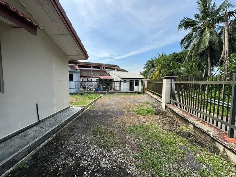 Rumah Teres untuk Dijual di Taman Perling (Perling) - Benjamin Ong - Exterior - PropertyGuru.com.my