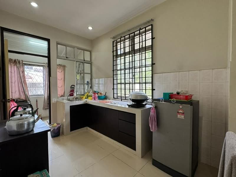 Rumah Teres untuk Dijual di Taman Perling (Perling) - Benjamin Ong - Kitchen - PropertyGuru.com.my