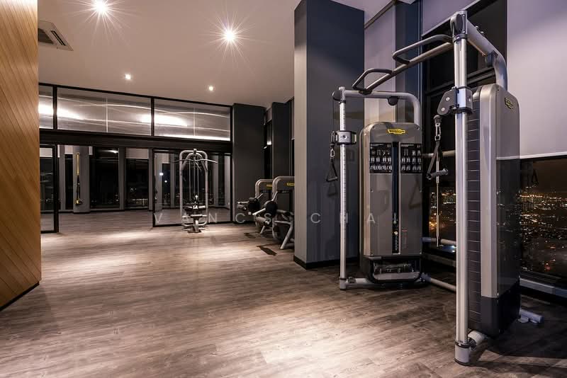 Service Residence for Sale at Expressionz Professional Suites - Vancs Chai - Gym - PropertyGuru.com.my