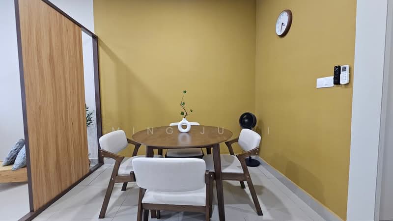 Servis Apartment untuk Disewa di SWNK Houze @ BBCC - Ming Ju Li - Dining Room - PropertyGuru.com.my