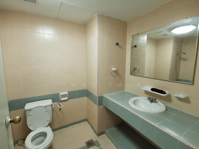 Condominium for Rent at Country Tower Condominium - Tommy Phua - PropertyGuru.com.my