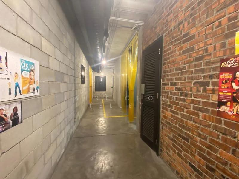 Commercial Bungalow for Sale in Bandar Damansara Perdana (Damansara Perdana) - Elaine Chong (Elle) - Corridor - PropertyGuru.com.my