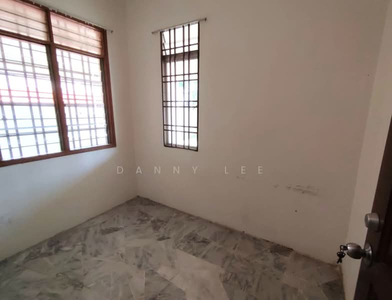 Terraced House for Sale in Bandar Putra Permai (Seri Kembangan) - Danny Lee - Interior - PropertyGuru.com.my