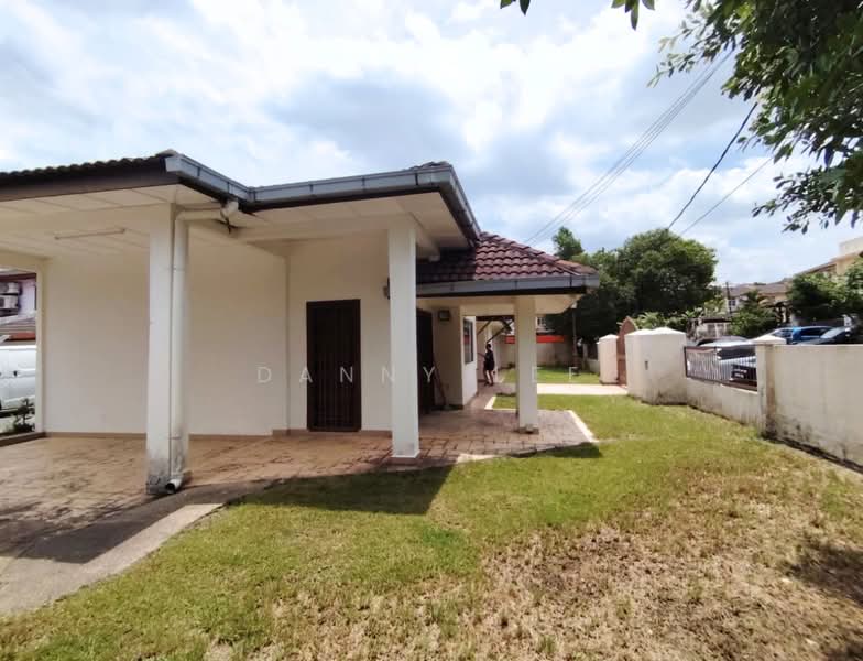 Terraced House for Sale in Bandar Putra Permai (Seri Kembangan) - Danny Lee - PropertyGuru.com.my