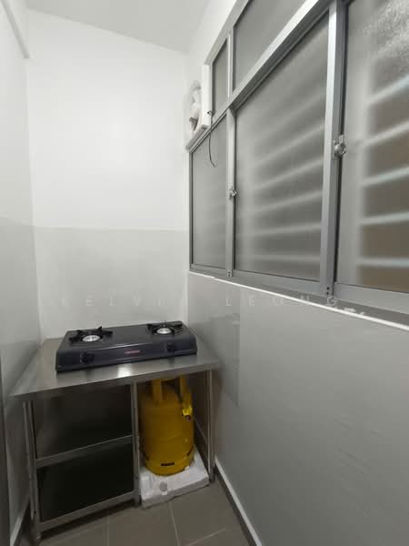 Kondominium untuk Disewa di Residensi Dutamas Dahlia - Kelvin Leong - Kitchen - PropertyGuru.com.my