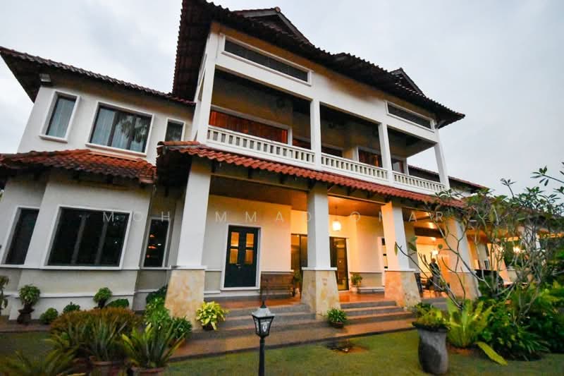 Rumah Banglo untuk Dijual di Country Heights (Kajang) - Mohammad Omar - PropertyGuru.com.my