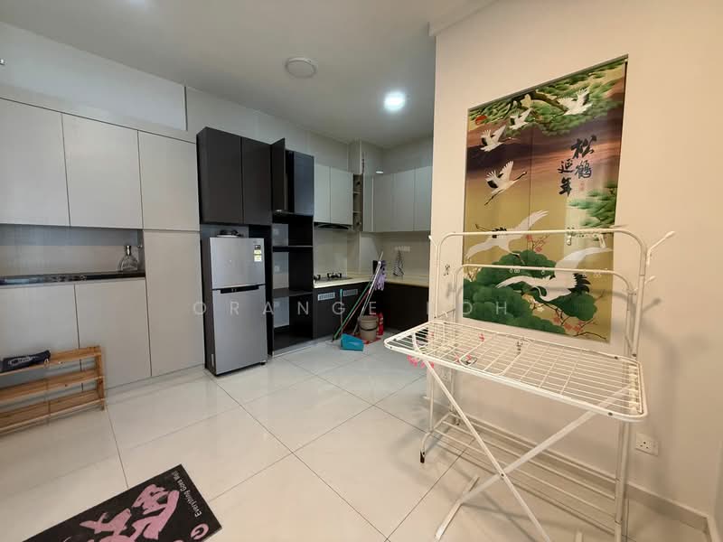 Condominium for Rent at Bay Laurel @ Country Garden Danga Bay - Orange Koh - Kitchen - PropertyGuru.com.my