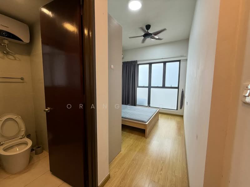 Condominium for Rent at Bay Laurel @ Country Garden Danga Bay - Orange Koh - Bedroom - PropertyGuru.com.my
