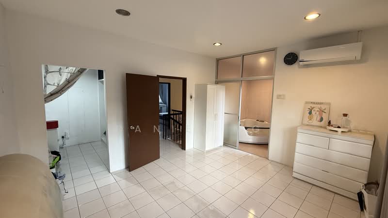 Rumah Teres 2 Tingkat untuk Dijual di Alam Damai (Cheras) - Daniel Ng - PropertyGuru.com.my