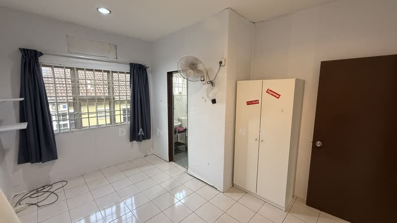 Rumah Teres 2 Tingkat untuk Dijual di Alam Damai (Cheras) - Daniel Ng - PropertyGuru.com.my