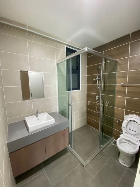 Kondominium untuk Disewa di Hillcrest Heights - Carmen Kew - Bathroom - PropertyGuru.com.my