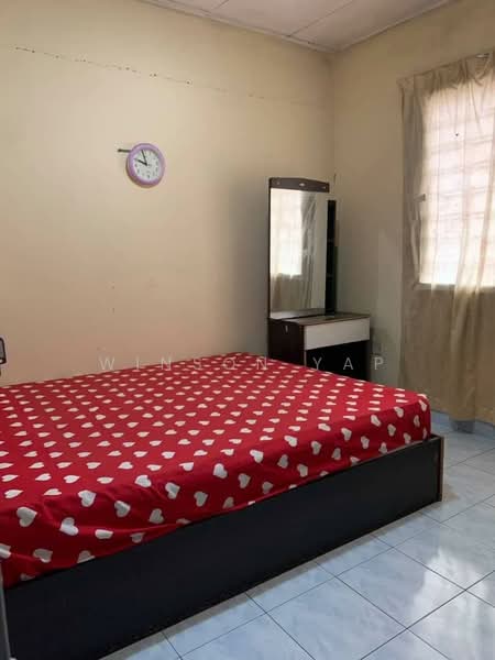Rumah Flat untuk Dijual di Rumah Pangsa Permas Jaya - Winson Yap - Bedroom - PropertyGuru.com.my