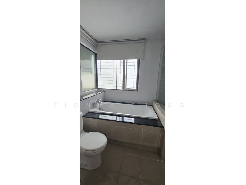 Rumah Teres 3 Tingkat untuk Dijual di Taman Tasik Damai (Sungai Besi) - Fionna Chong - Bathroom - PropertyGuru.com.my