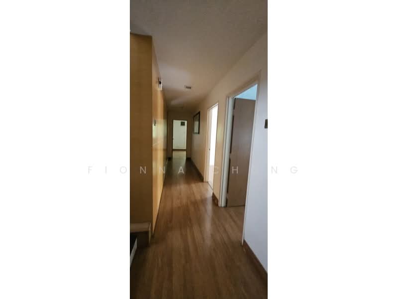 Rumah Teres 3 Tingkat untuk Dijual di Taman Tasik Damai (Sungai Besi) - Fionna Chong - Corridor - PropertyGuru.com.my