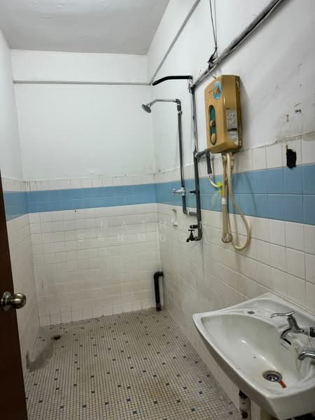 Kedai untuk Disewa di Taman Bangsar (Bangsar) - Nathan Sanmugam - Bathroom - PropertyGuru.com.my
