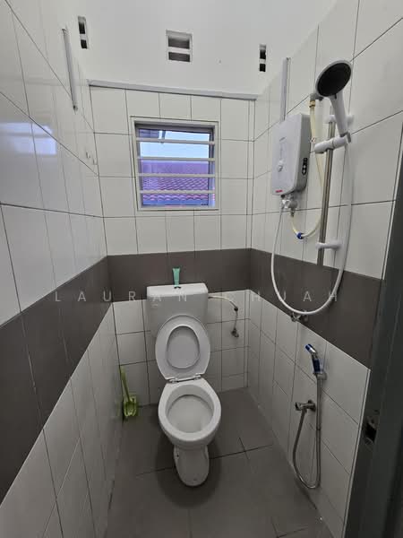 Rumah Teres 2 Tingkat untuk Disewa di Seksyen 8 (Petaling Jaya) - Lauran Chuah - Bathroom - PropertyGuru.com.my