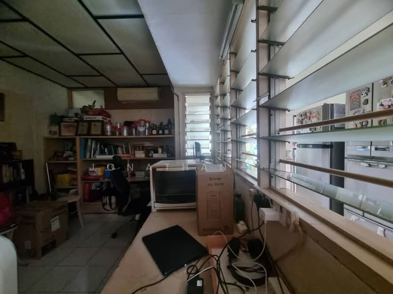 Rumah Banglo untuk Dijual di Tanjung Bungah (Penang) - Jonathan Lee - Study - PropertyGuru.com.my