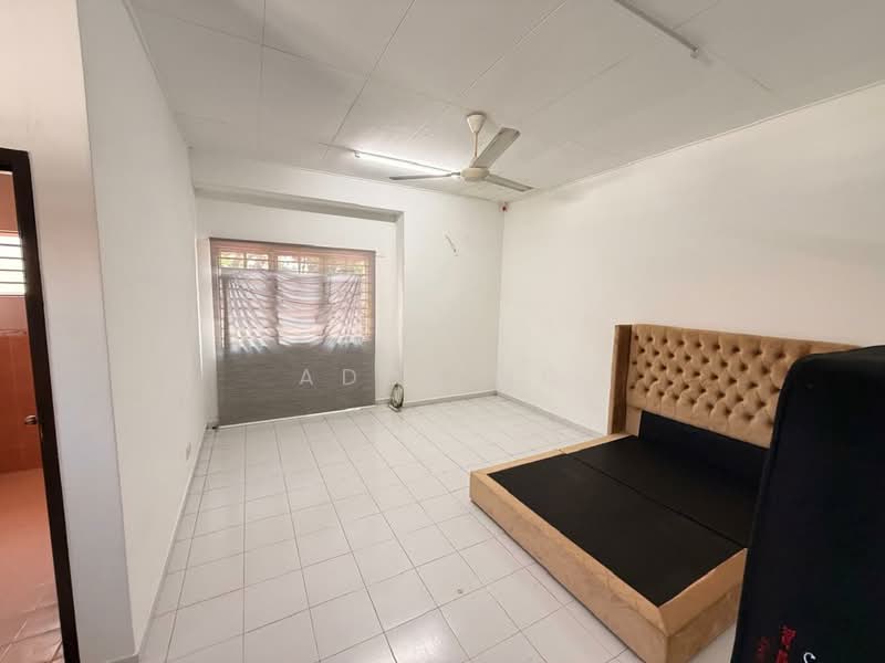 Rumah Teres 2 Tingkat untuk Disewa di Taman Rakan (Kajang) - Addy Ng - Bedroom - PropertyGuru.com.my