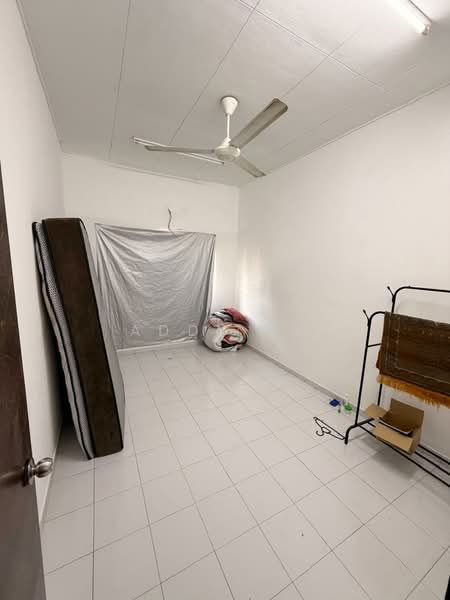 Rumah Teres 2 Tingkat untuk Disewa di Taman Rakan (Kajang) - Addy Ng - Bedroom - PropertyGuru.com.my